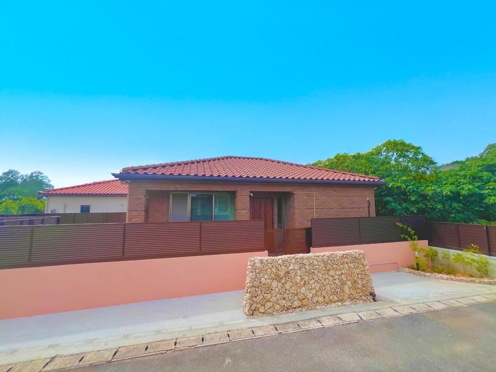 星降る夜と天然木の香りに包まれる新築癒しの隠れ家ishigaki Villa En えん Eksteriør billede